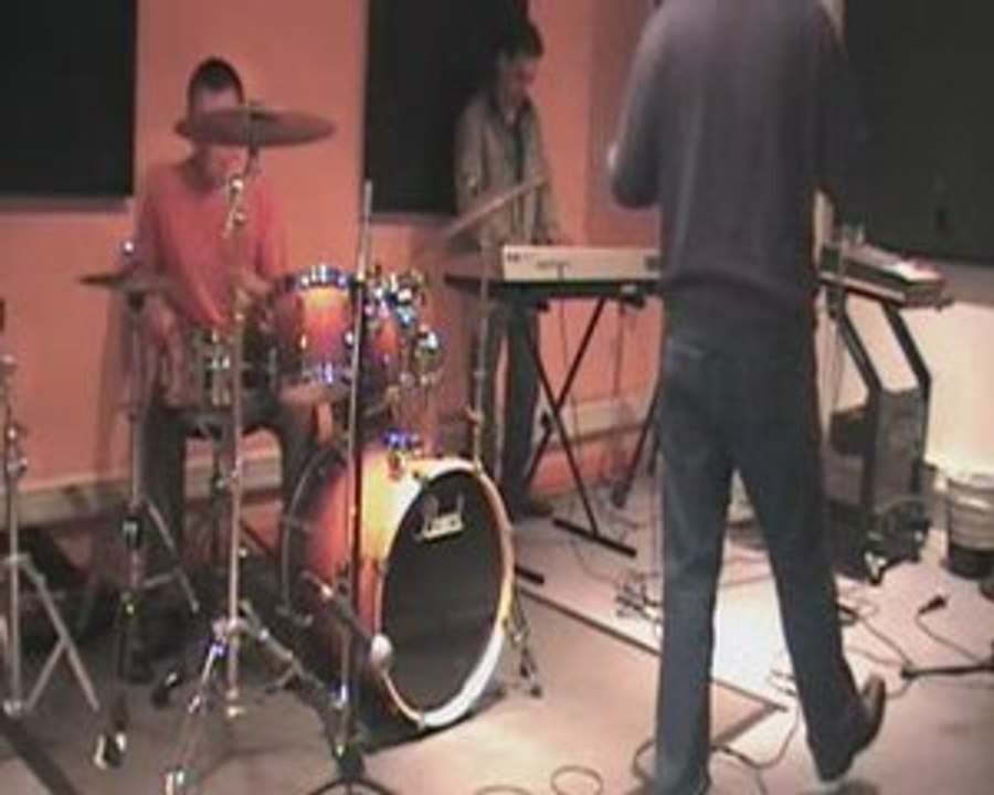 LOS GIPSY CUBANOS  repetition juste a 3