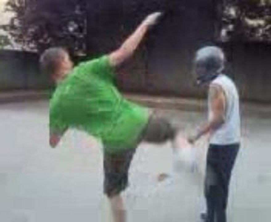 Kiki vs tete de kev mdr