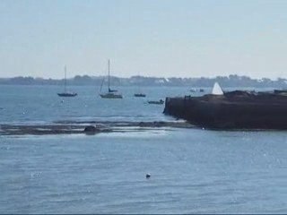 Locmariaquer au sortir du parking d'entrée...