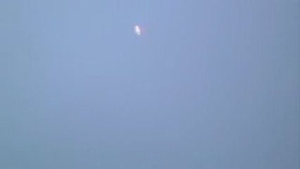 Huge ufo in New York sky may 13th. 2009 Video