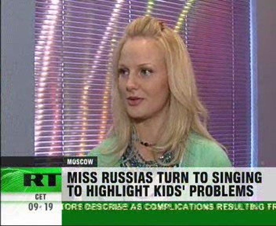 Russian beauties unite in charity chant