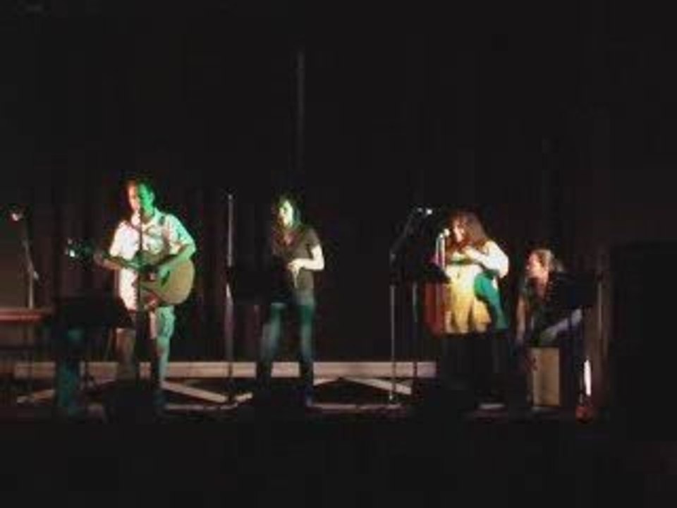 Queen - We will rock you