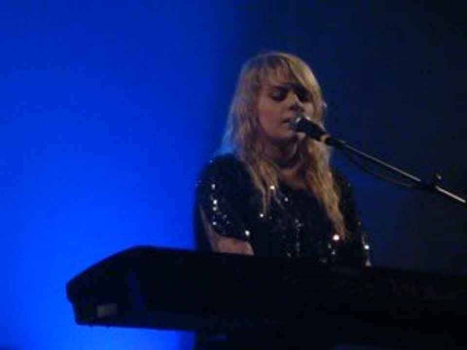 Coeur de Pirate - Les bords de Mer (Julien Doré cover)