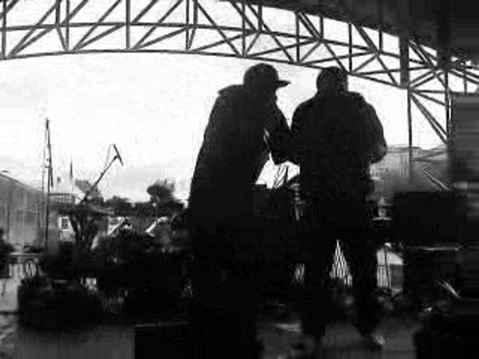 Prezy-H concert 17-05-09 part 3 M.E.R.D.E (clip disponible)