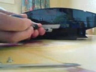 Démonter 1 disque dur ps3 (Video de Dady920)