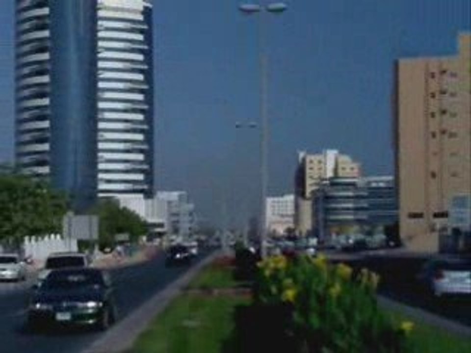 Les Émirats arabes unis دولة الامارات العربية المتحدة 01