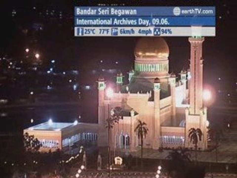 Durban - South Africa, New York - USA, Palma de Mallorca - Spain, Bandar Seri Begawan - Brunei, Arcachon - France, Dolomites, Corvara - Italy, Dresden - Germany