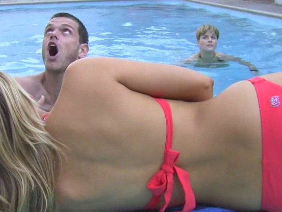 Sex in the Pool? - 05/19/09