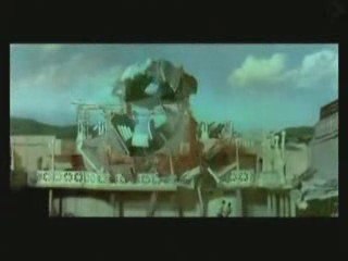 Axe Deodorant Quake ad - www.cracker.co.za