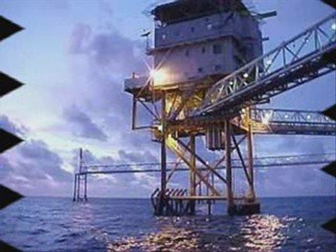 Offshore Oil Rig Jobs - Life On A Oil Rig