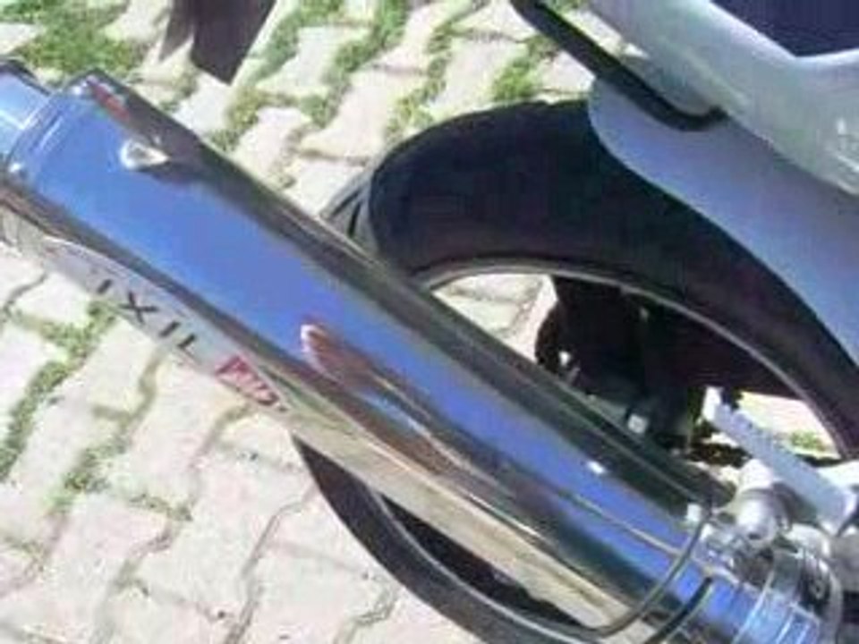 daelim roadsport avec pot  round sport inox ( avc dbkiller)