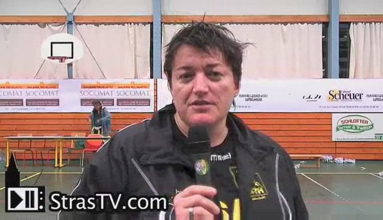 Hand : ATH / La Motte  25-19