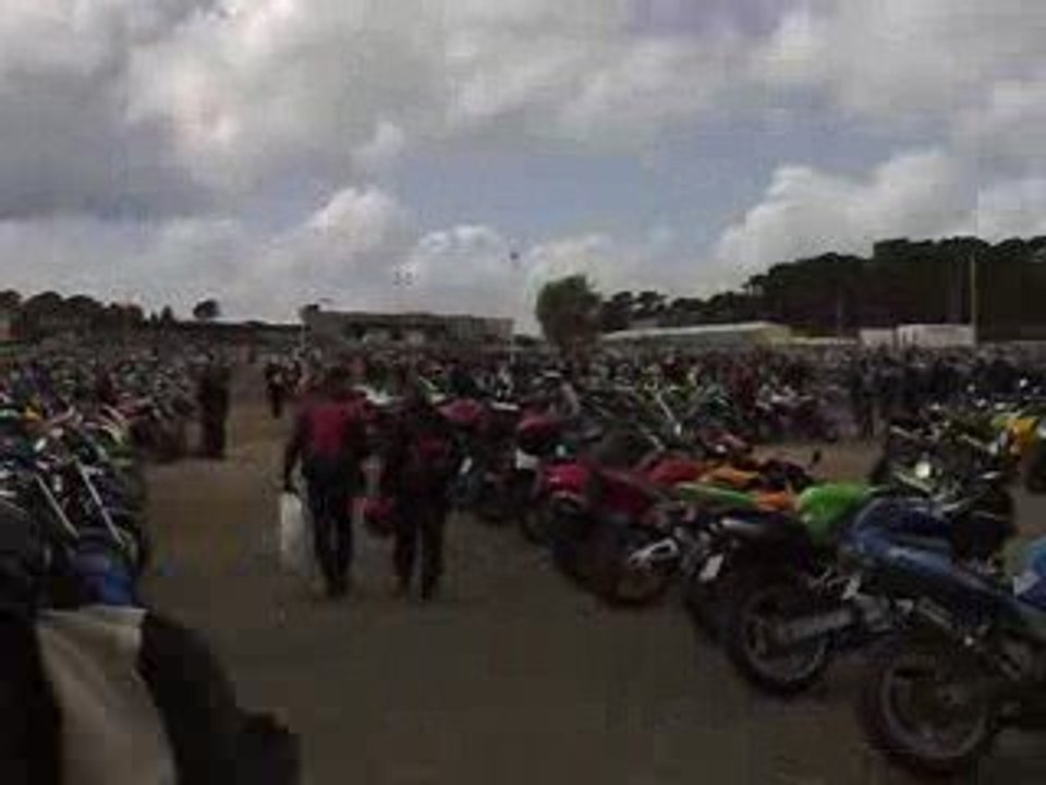 akro decibel gp france parking 2009
