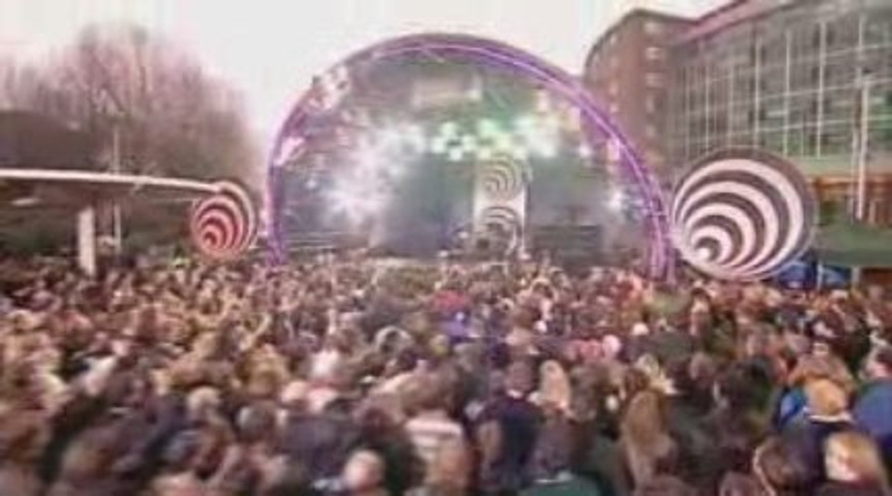 Scar tissue Red hot chili peppers concert