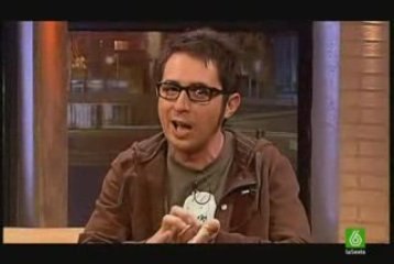 No seas cutre y quítale las pegatinas