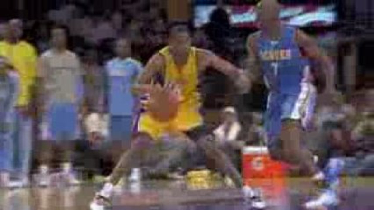 Trevor Ariza gets the steal and the feed to Derek Fisher for