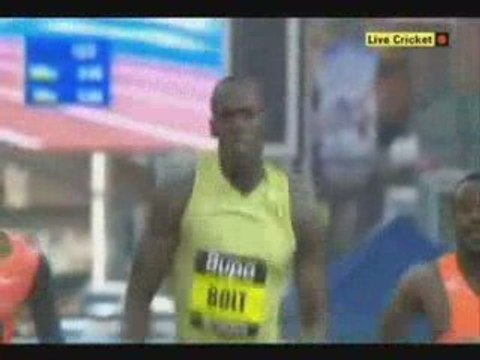 USAIN BOLT 150 METRES WORLD BEST AT MANCHESTER