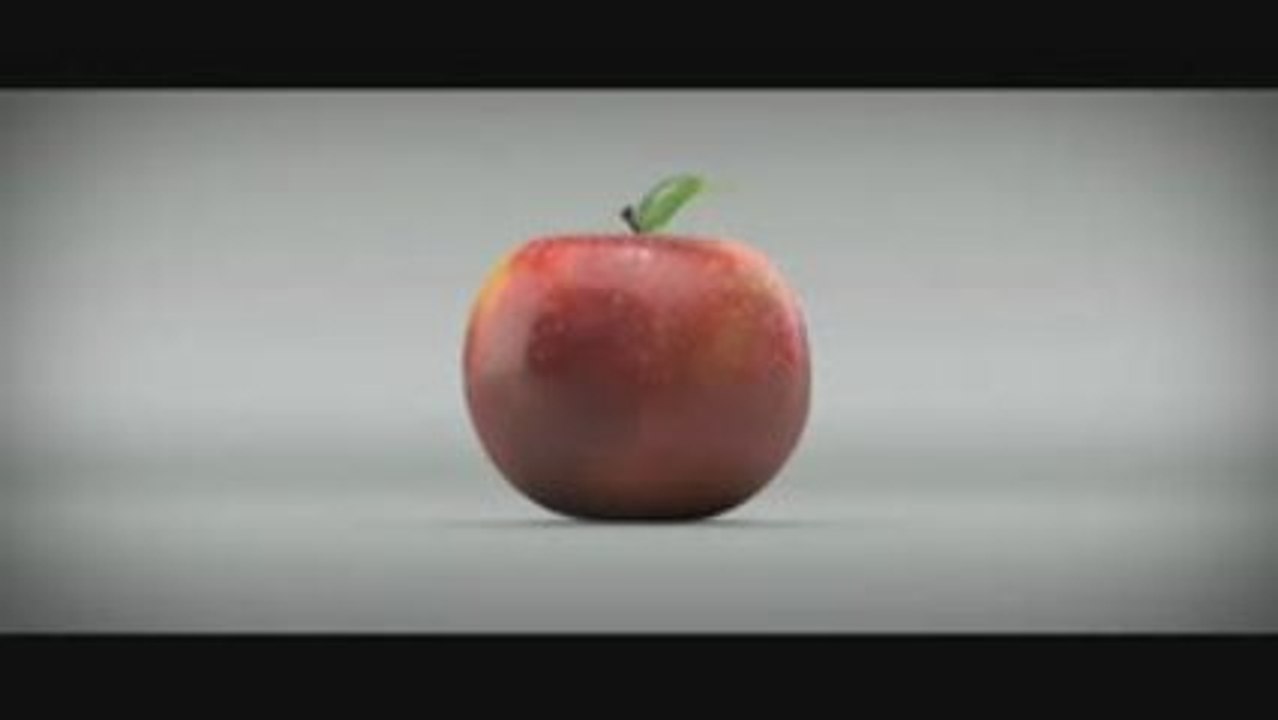 Balle en Mûre traverse une pomme