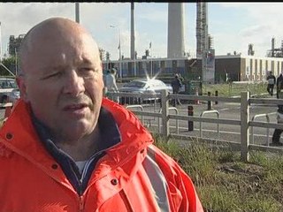 Hundreds involved in wildcat strikes in England and Wales