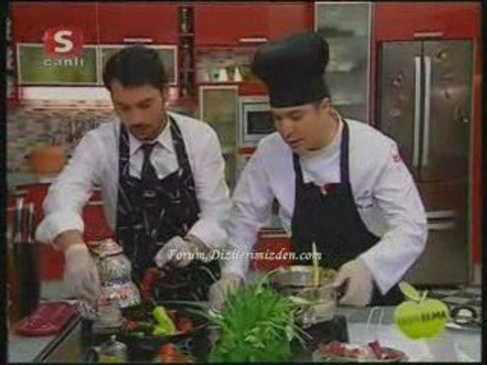 Ozan Çobanoğlu (Doktor Tarık) Yeşil Elma'da 4