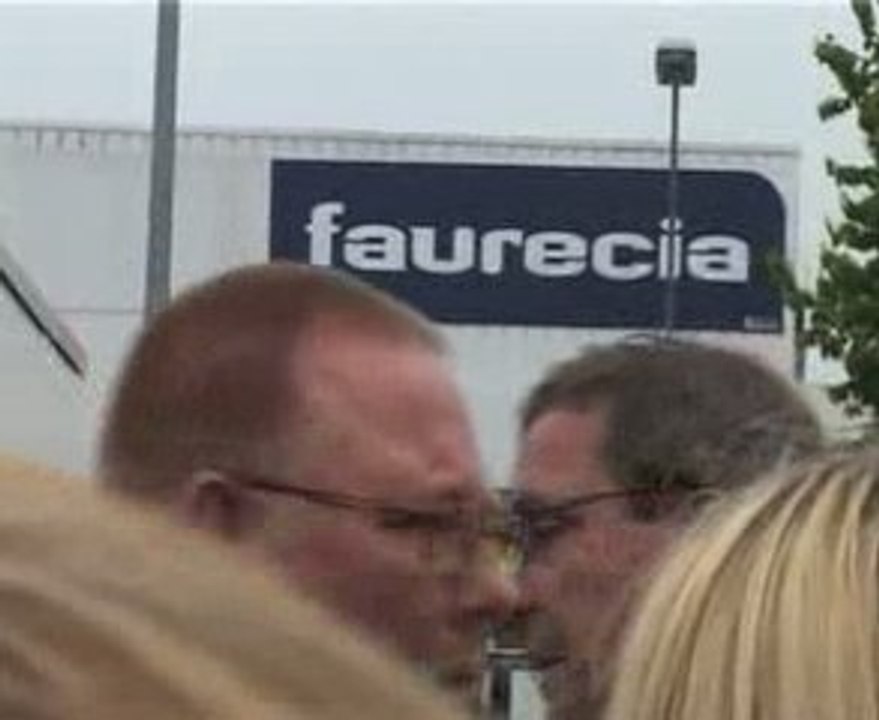 Faurécia Auchel-Mobilisation des salariés grévistes 13/05/09