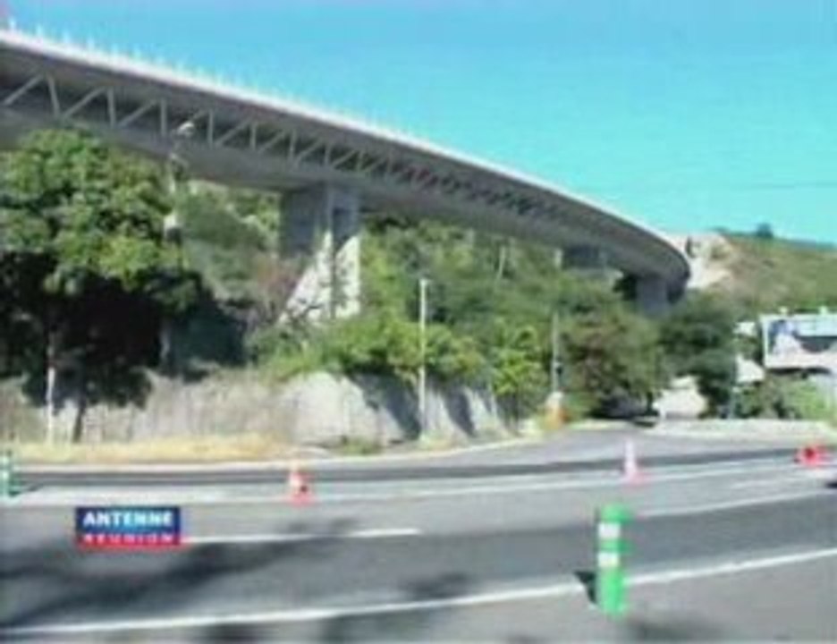 Route Tamarins viaduc de St Paul la Réunion inauguration ANT