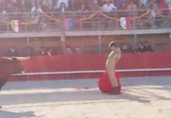 Julien LESCARET festival taurin Vauvert