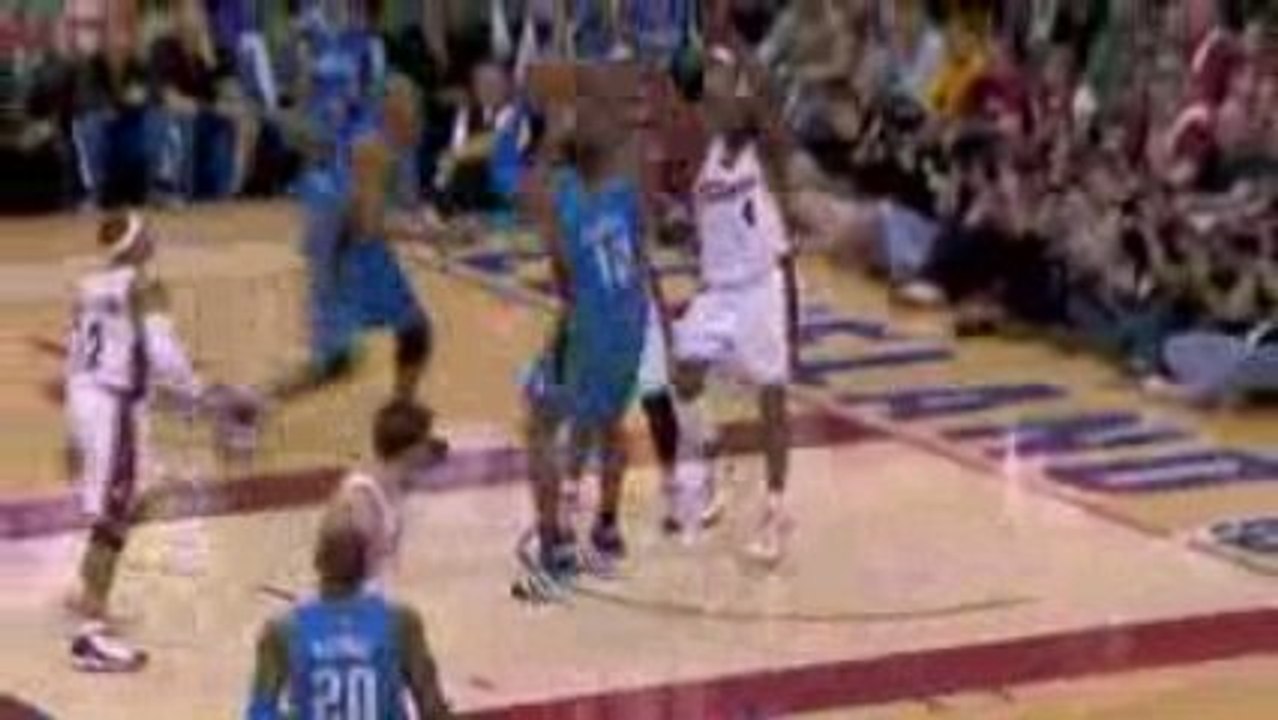 Dwight Howard vs. Cavaliers  Game 1 - NBA Playoffs 09