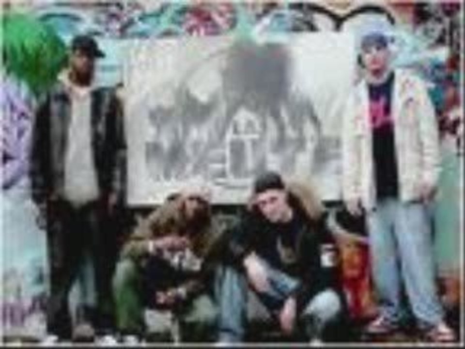 la meute feat mokless (Loin d'me la faire pépère)