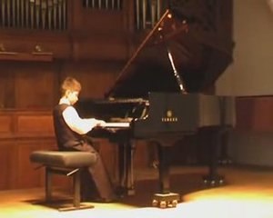 Constantin 8 ans piano