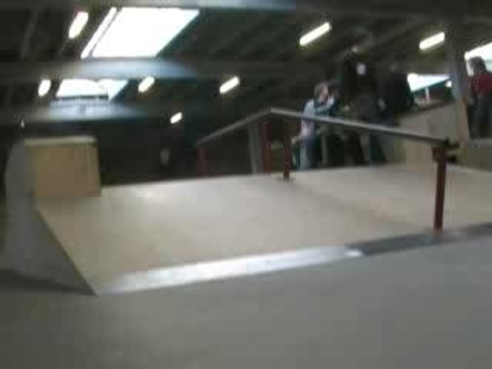 Joey Boardslide Zumiez 12 03 06