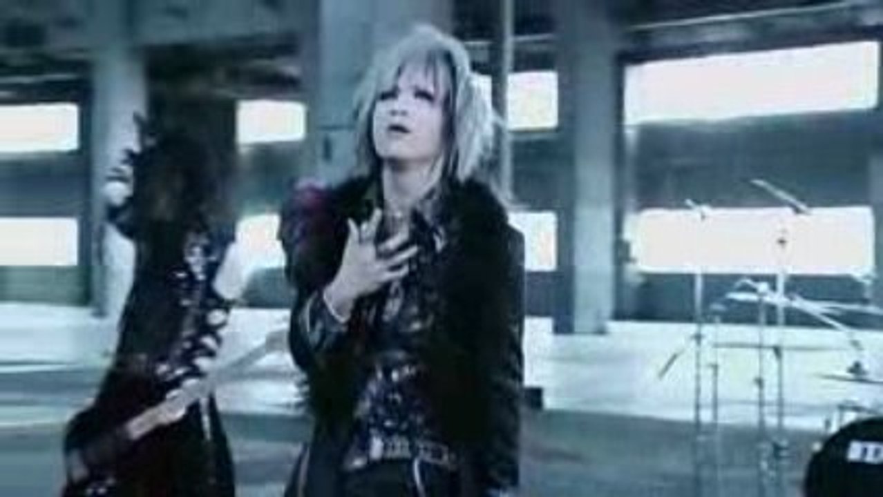 [PV] DELUHI - s[K]ape goat