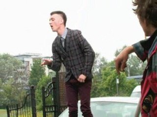 Frankmusik hooks up with Holly Vallance for latest video