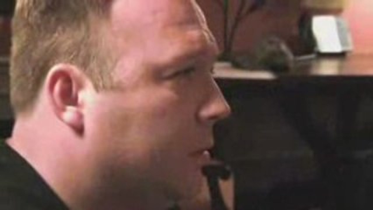 Alex Jones INTERVIEWS Aaron Russo COPYRIGHT FREE BANNED