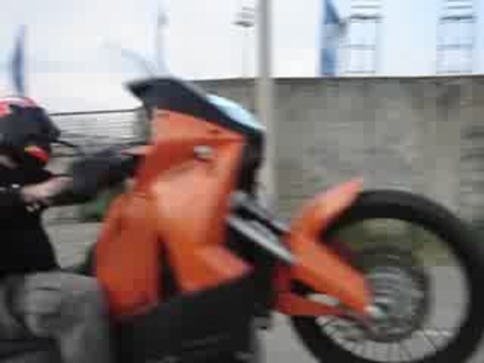 ktm wheeling