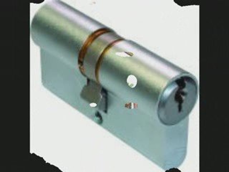 ouverture de porte claquet  sans casser votre serrure  01 77 38 12 12