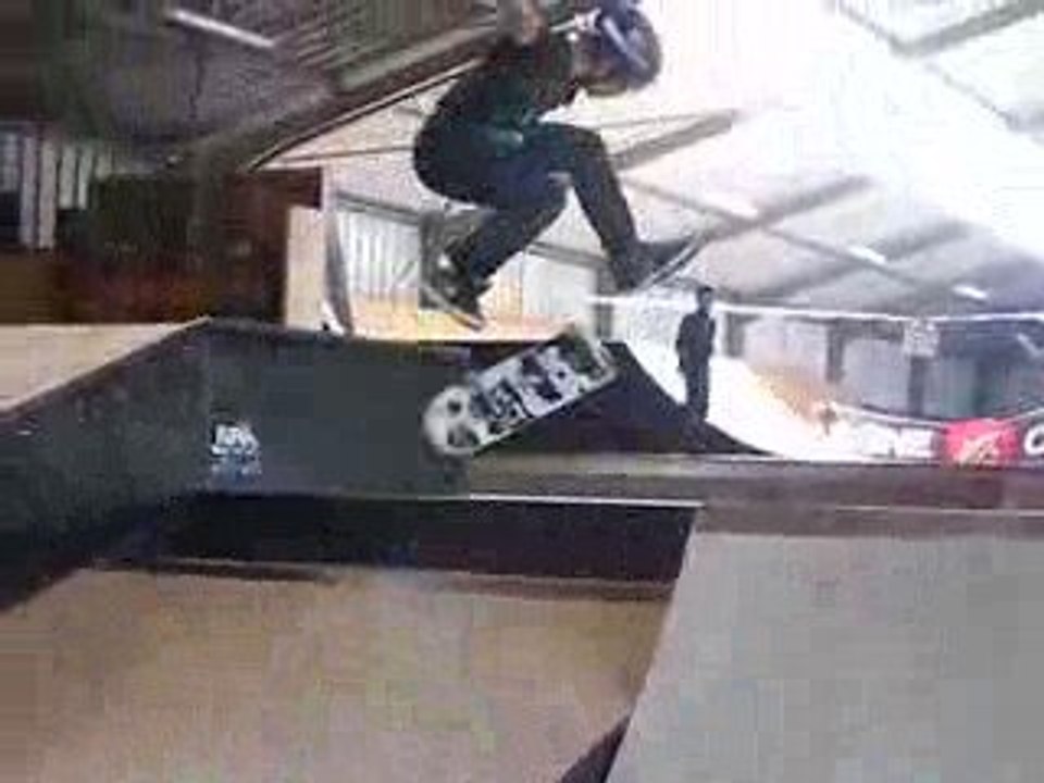 pierre heelflip