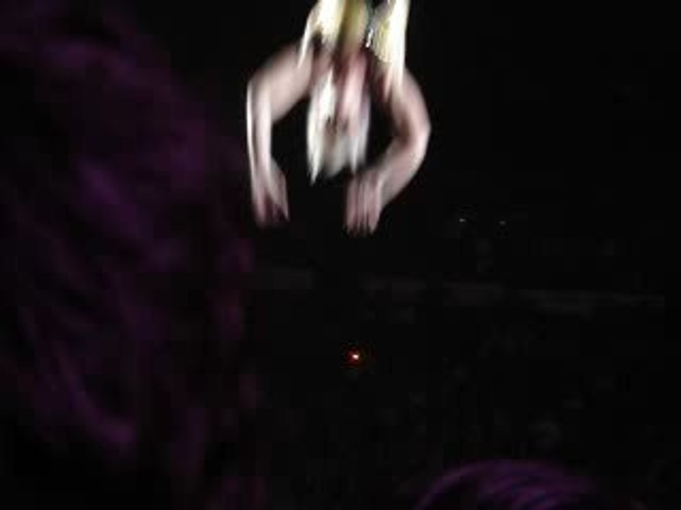 Lets Get The Party Started - P!nk live