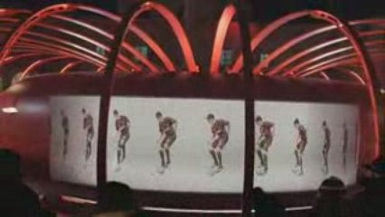 Pub Sony Bravia "Zoetrope"