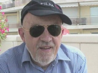 Un plan de... La terre de la folie de Luc Moullet, 2/2