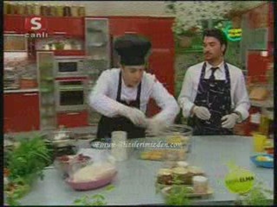 Ozan Çobanoğlu (Doktor Tarık) Yeşil Elma'da 5