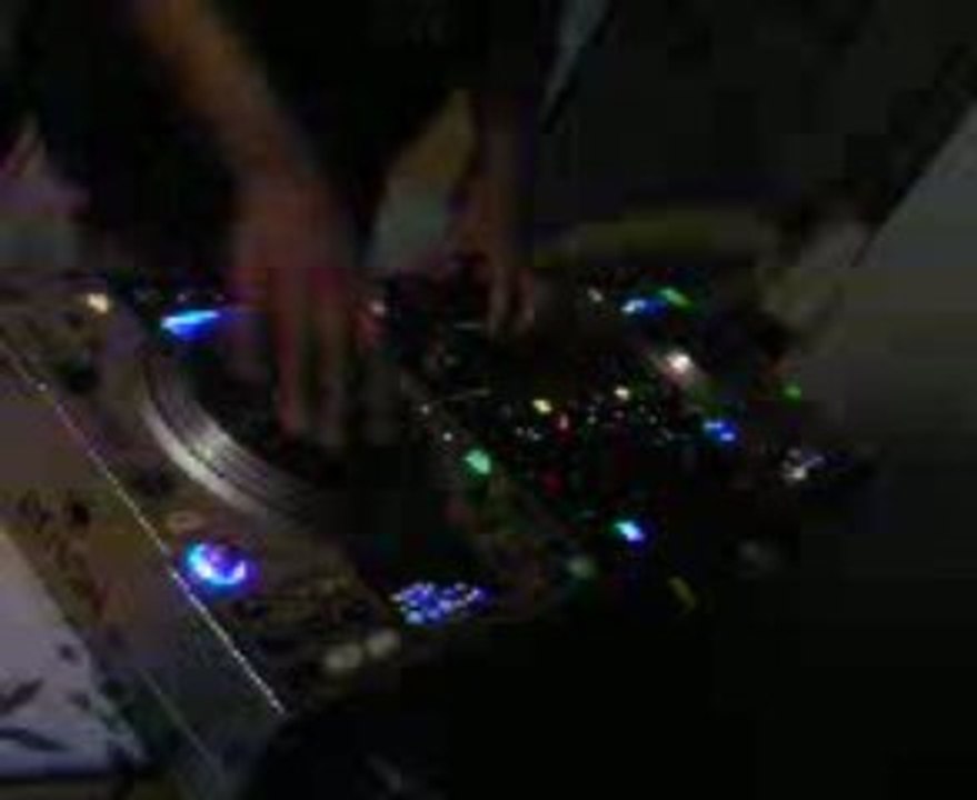 DJ VESTY 972