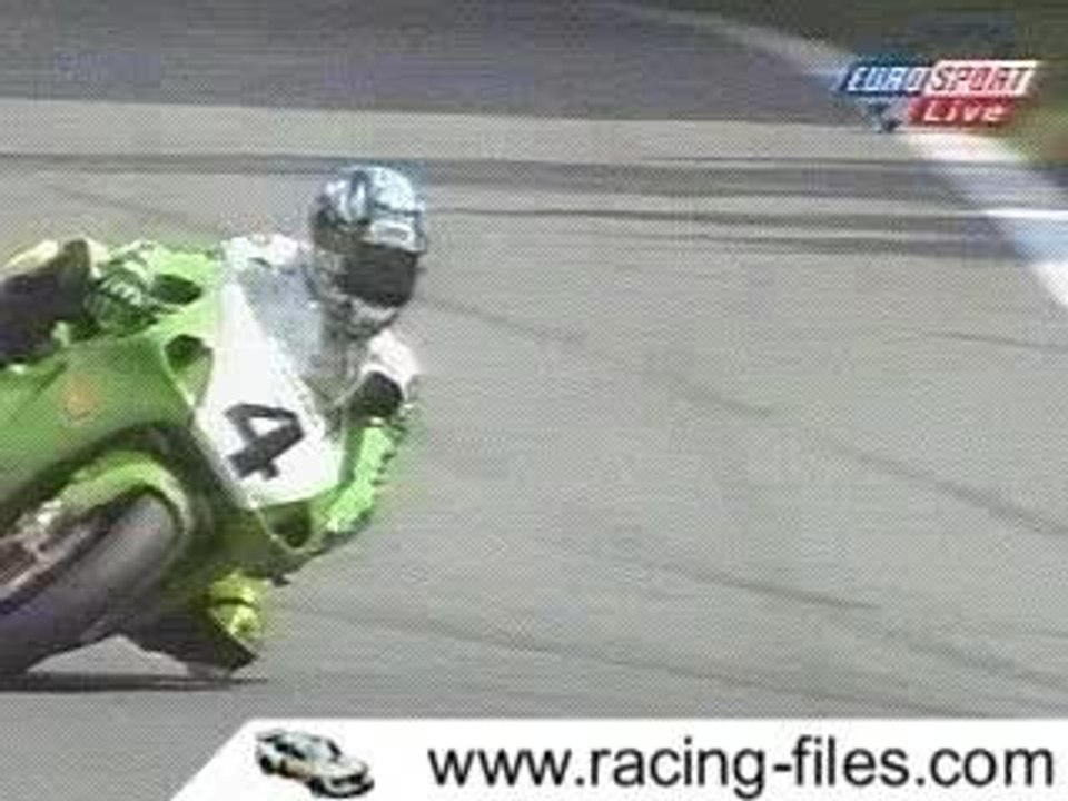 Accident Moto superbike ZX7R Explosion