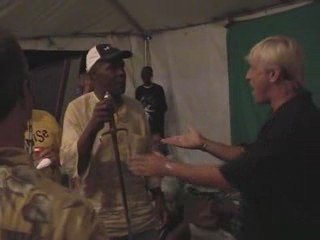 Danny Glover pulls LETHAL WEAPON from throat