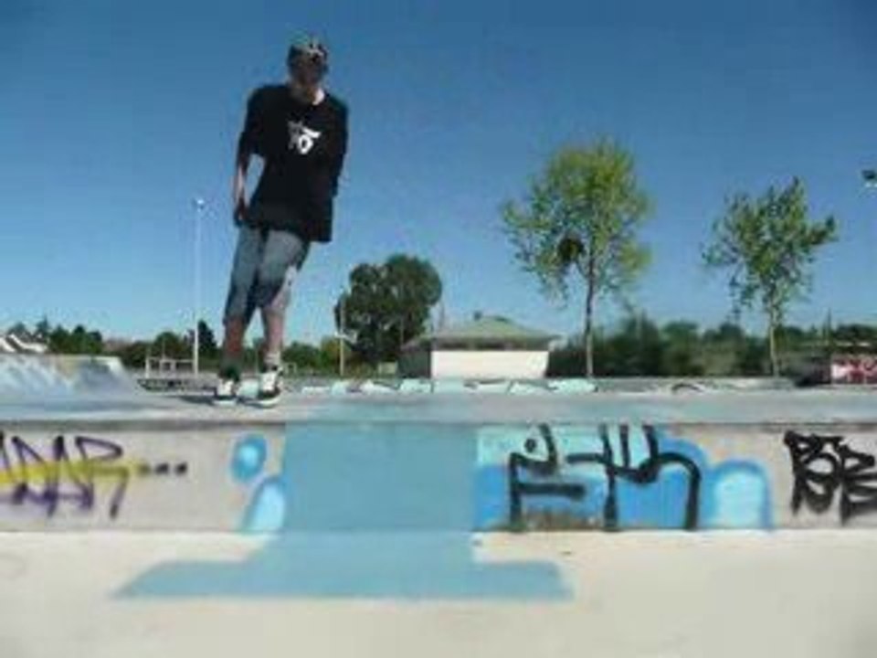 Crip Walk By Anto
