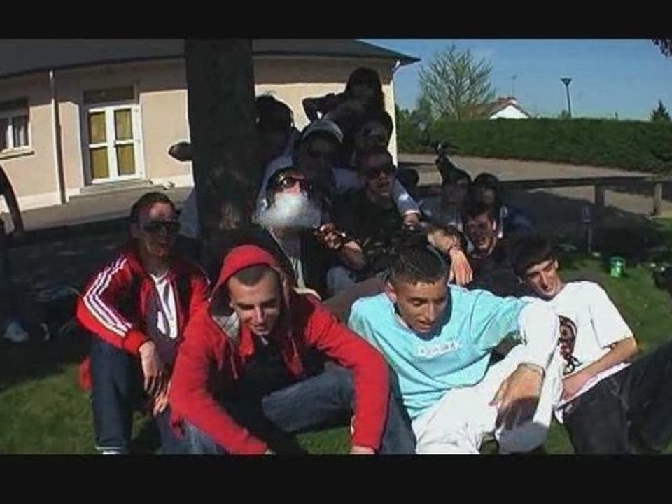 Reze ft. Zeki & Rital - Clip Freestyle 45 Lyricals - Simon P