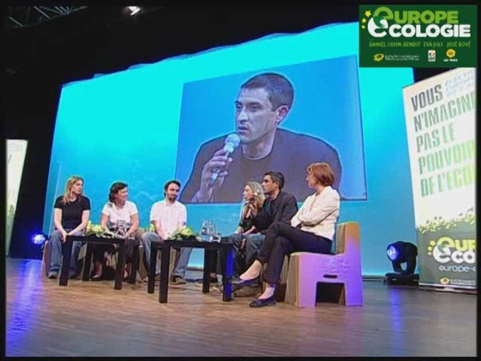 Karim Laanaya au meeting europe ecologie Orleans