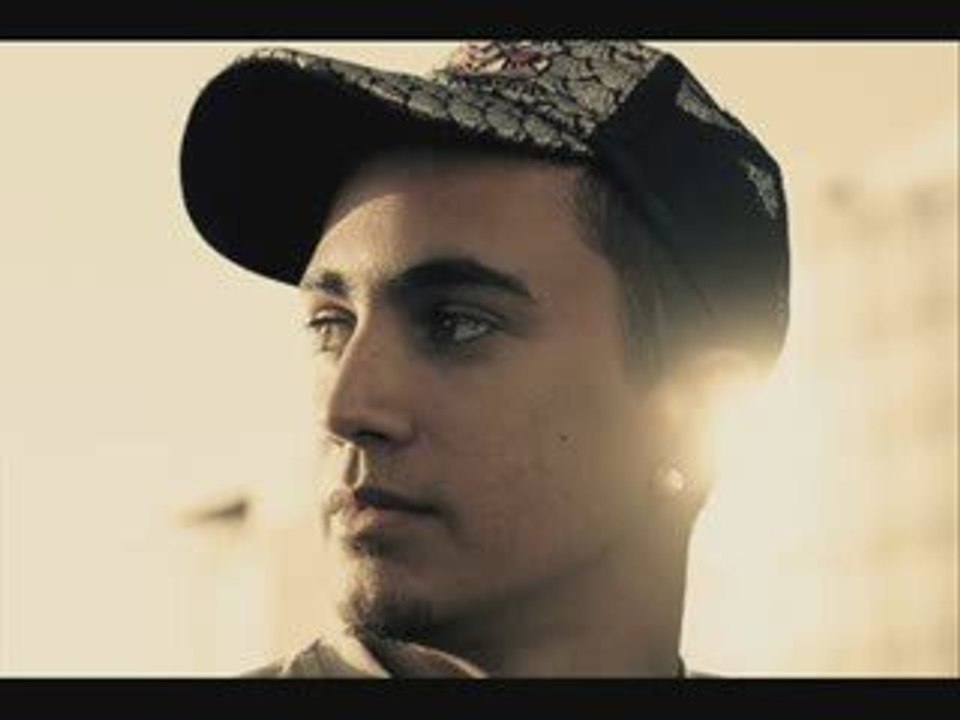 SECRO STAR - PRINCESSE (WWW.SECRO-MUSIC.SKYROCK.COM)