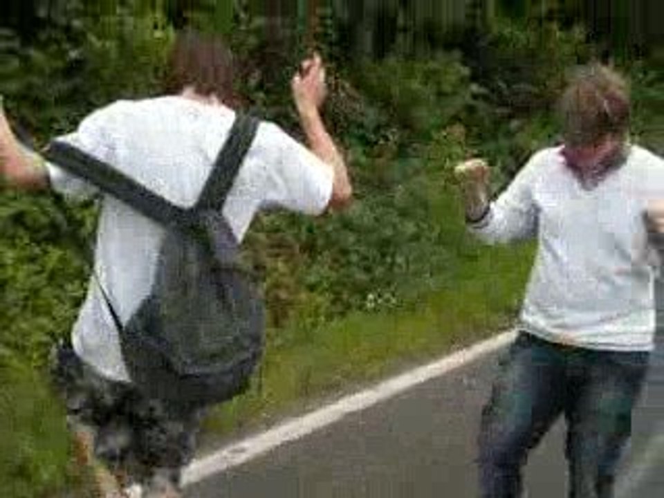 Antoine & Nicolas, qui .. Danse =P