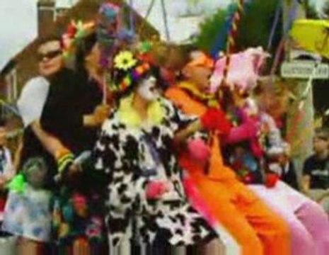 Somain, carnaval 2009-les halles bardes